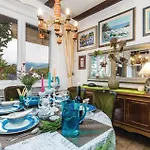 1 Bedroom Amazing In *