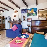 Apartman 1 Bedroom Amazing In Fiume