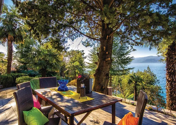 1 Bedroom Amazing In Apartament Rijeka