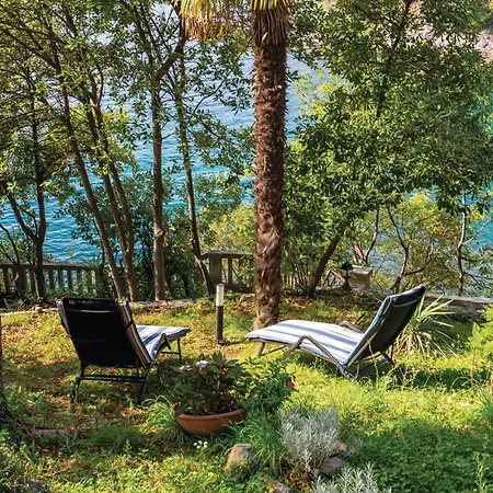 Apartament Lovely In With House Sea View *